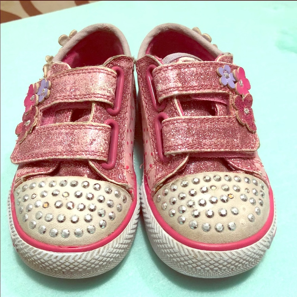Girls Skechers shoes